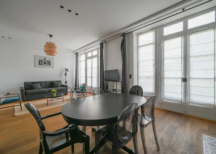 De Prestige - Grand Varenne * Paris